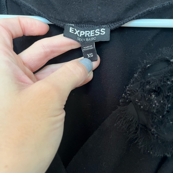 Black Express sleeveless top - Picture 3 of 4